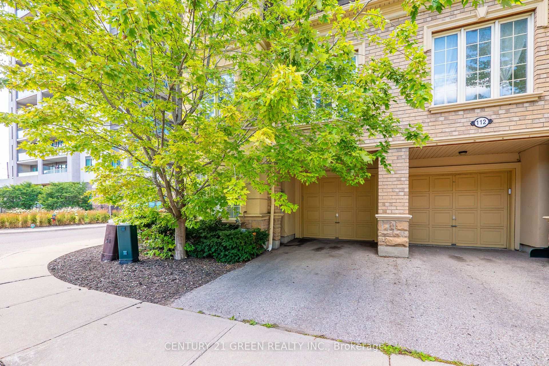 Photo 3 of Unit 111, 1250 St. Martins Drive, Pickering, Bay Ridges — HOMEH
