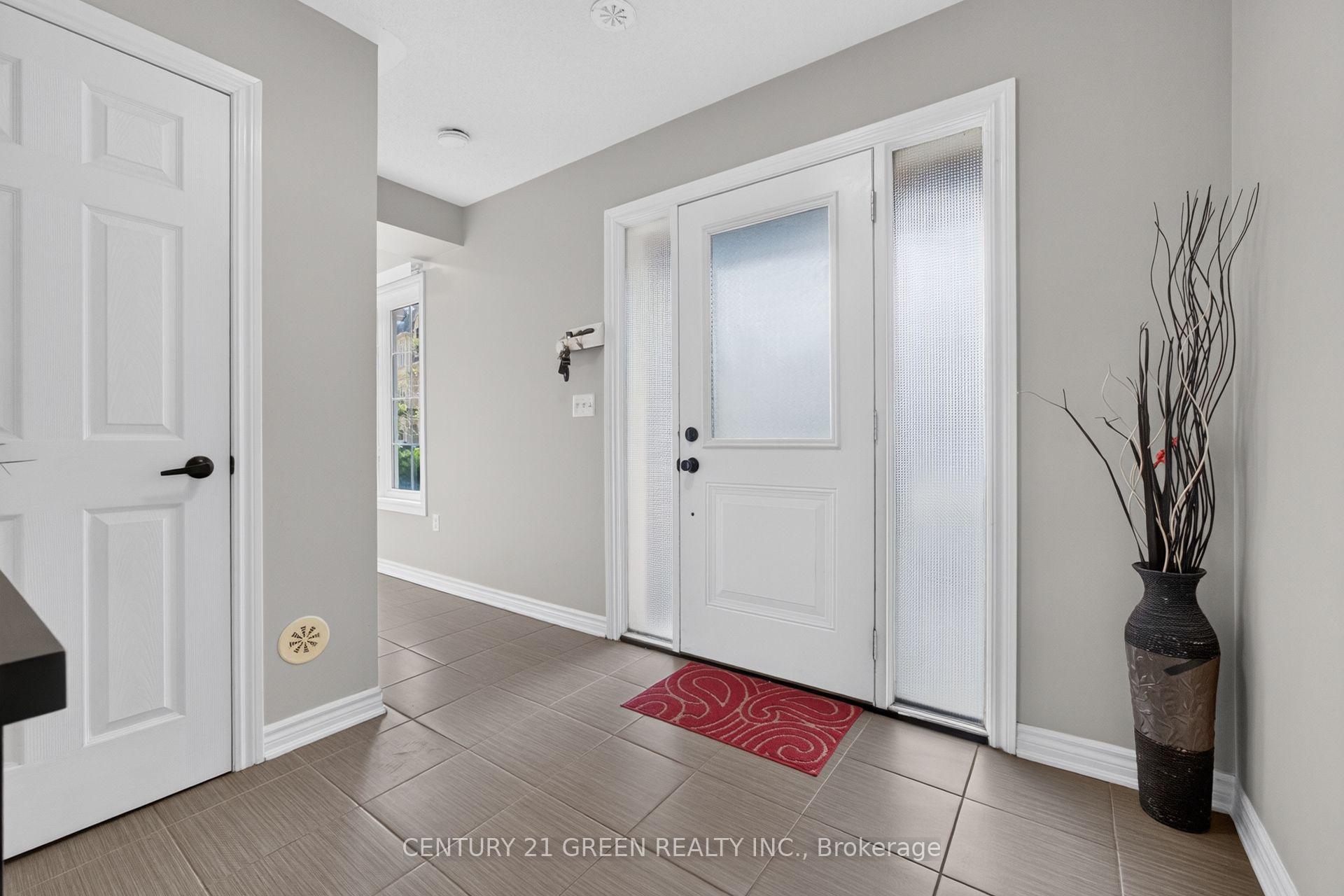 Photo 7 of Unit 111, 1250 St. Martins Drive, Pickering, Bay Ridges — HOMEH