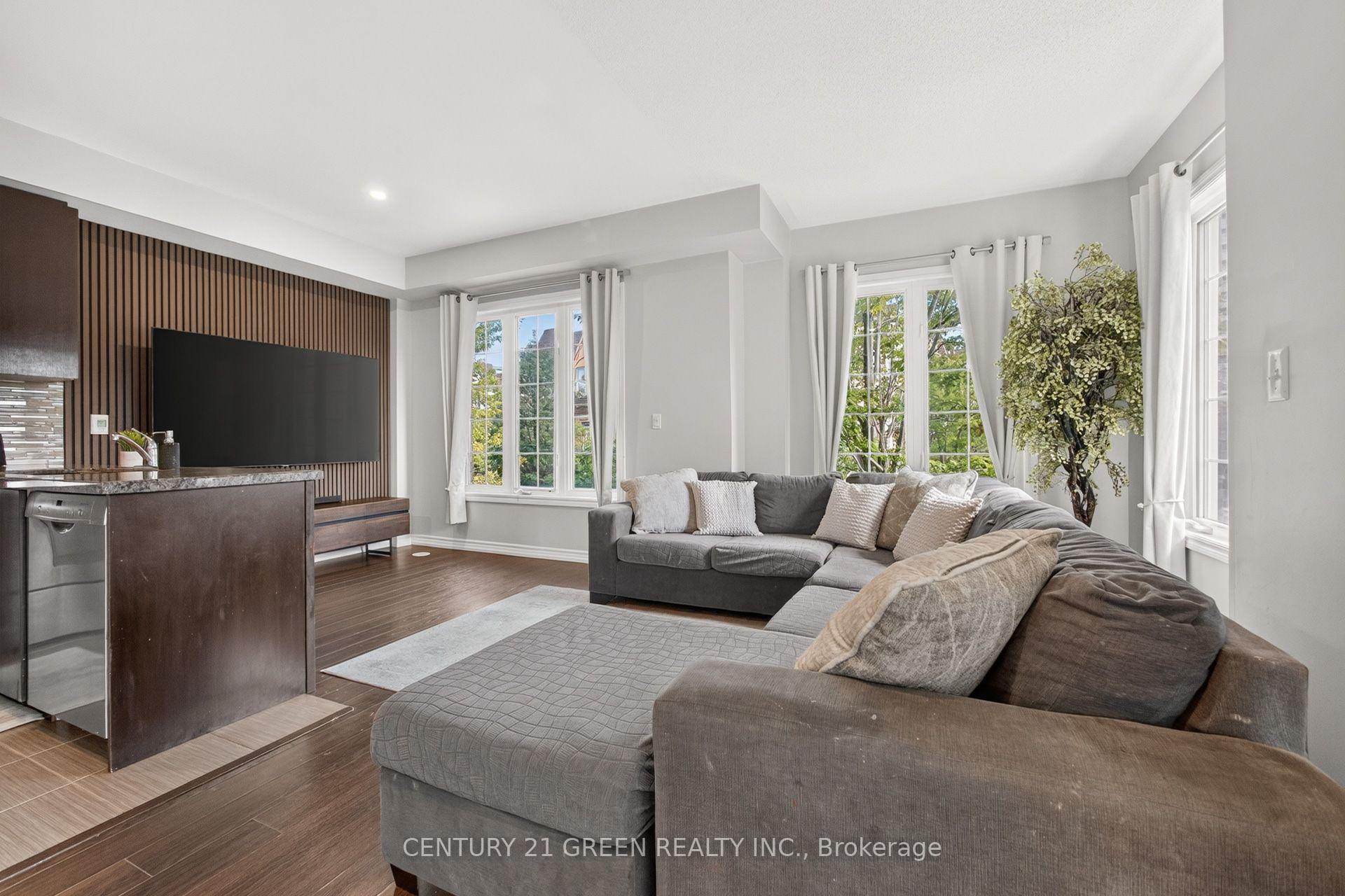 Photo 17 of Unit 111, 1250 St. Martins Drive, Pickering, Bay Ridges — HOMEH