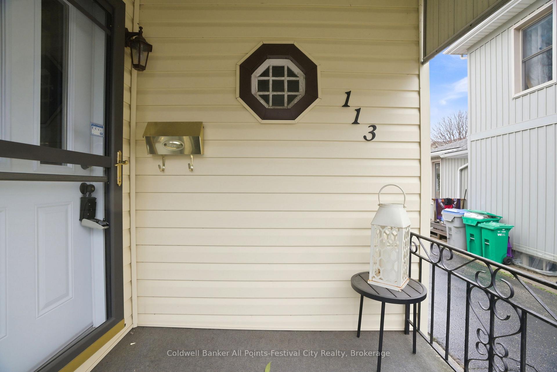 Photo 4 of 113 Quebec Street, Goderich, Goderich (Town) — HOMEH