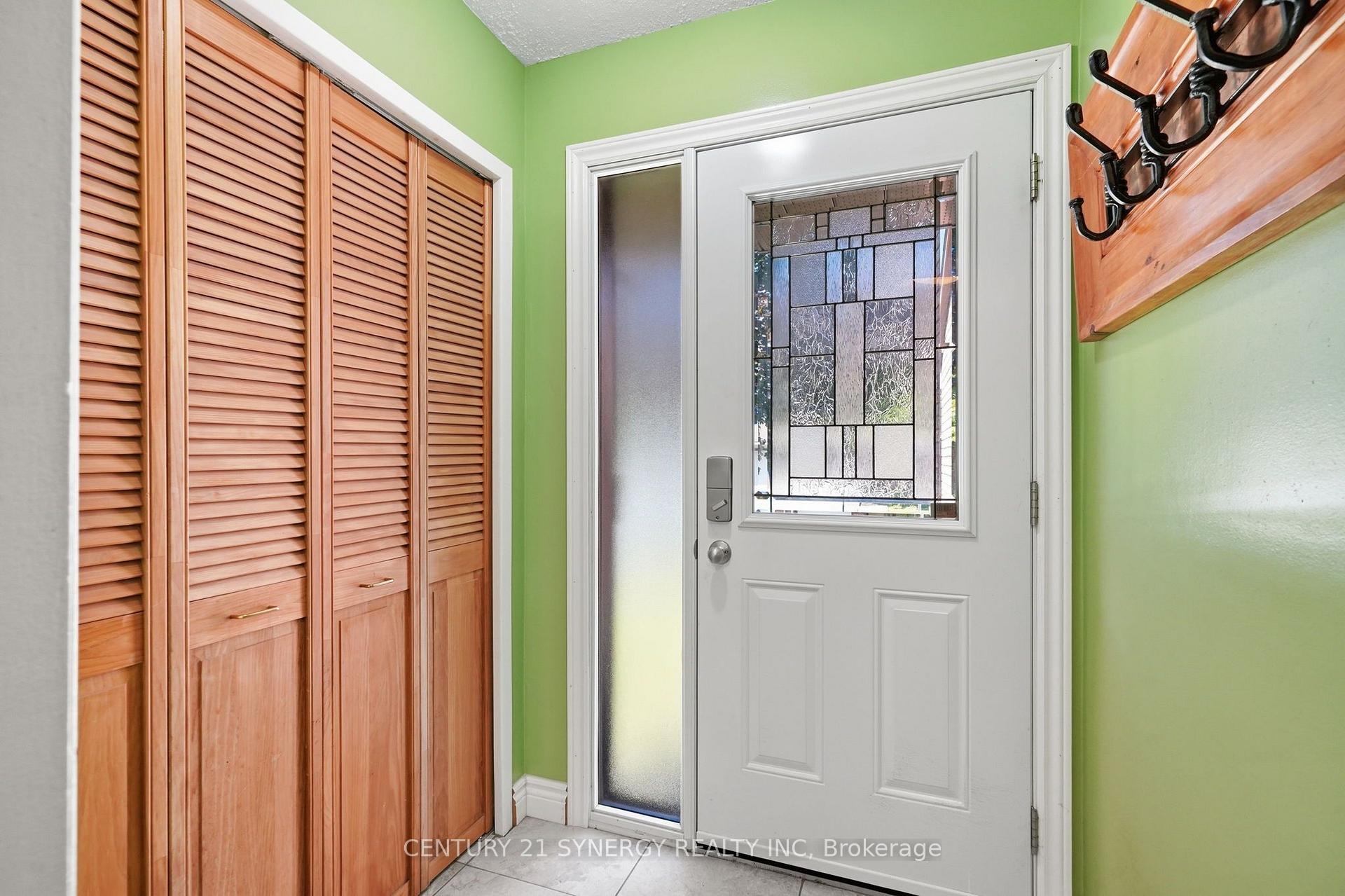 Photo 2 of 417 Sandhamn Private, Ottawa, Hunt Club Park/Greenboro — HOMEH