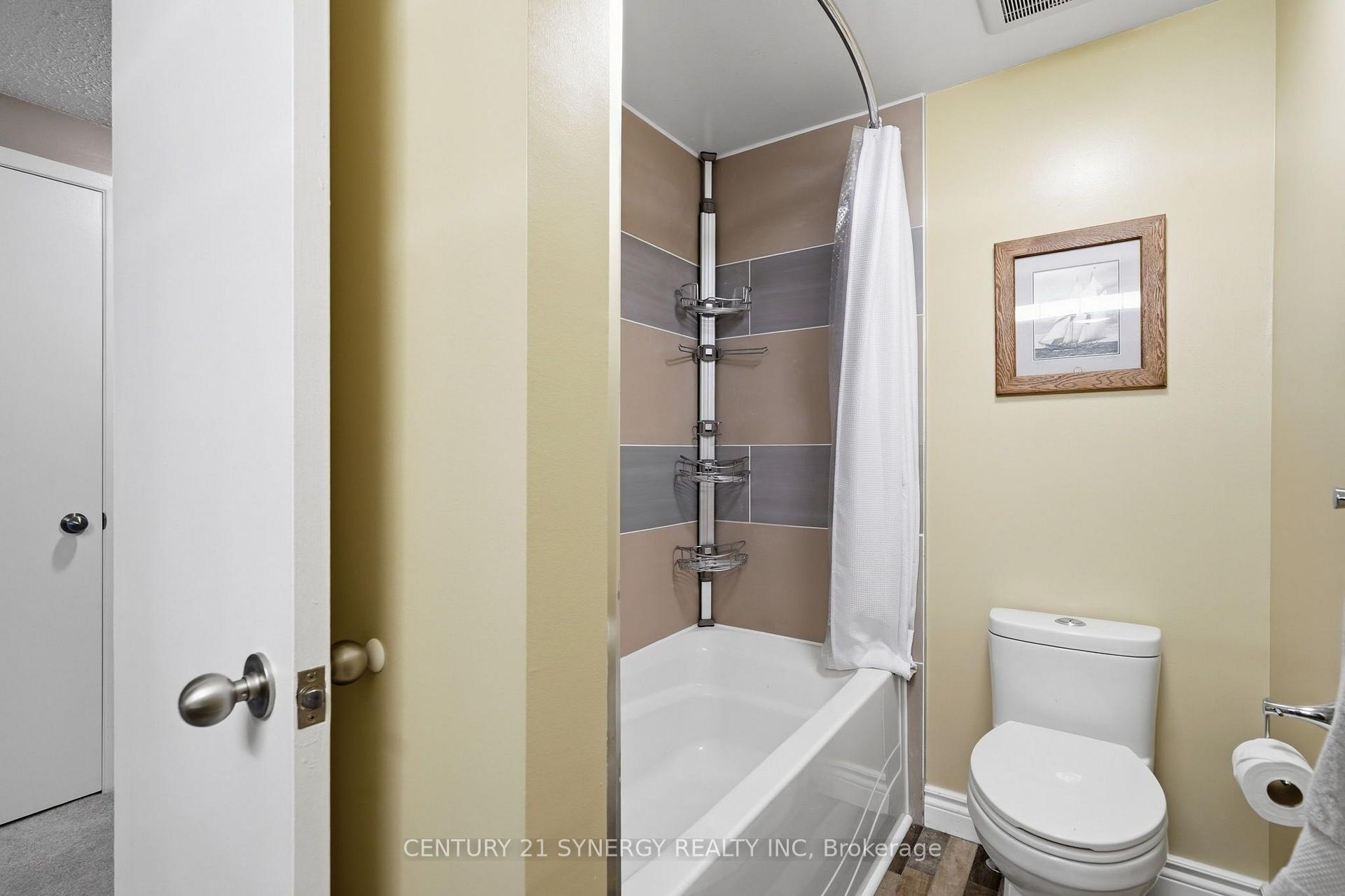 Photo 16 of 417 Sandhamn Private, Ottawa, Hunt Club Park/Greenboro — HOMEH