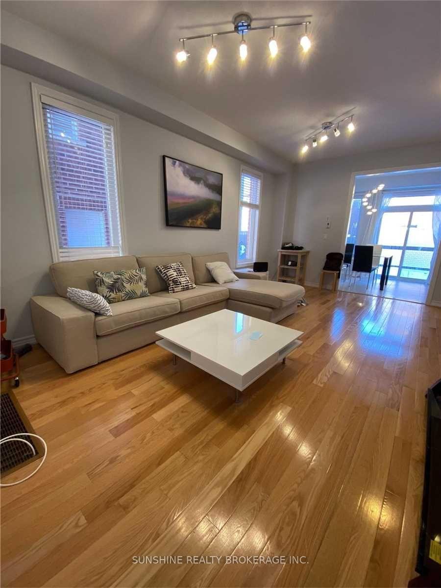 Photo 3 of 94 Carolina Rose Crescent, Markham, Wismer — HOMEH