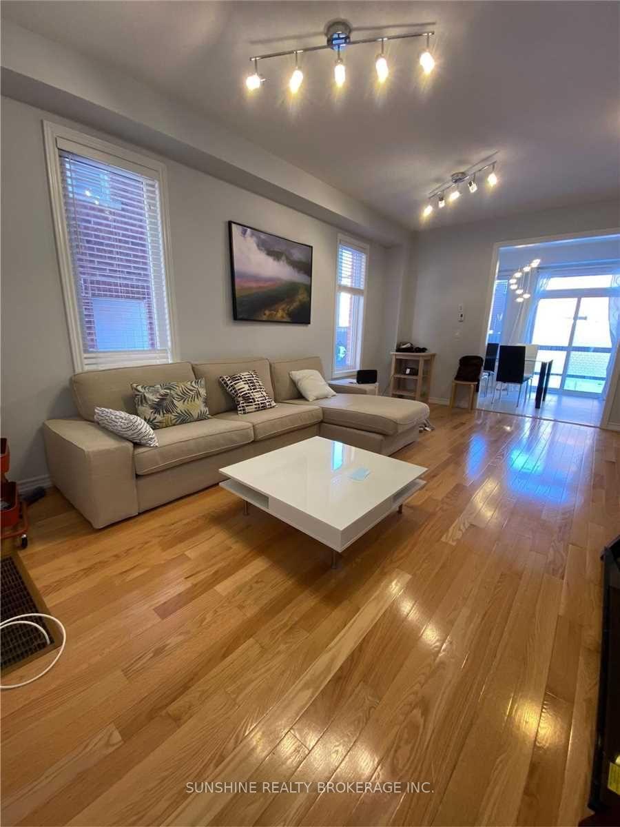 Photo 5 of 94 Carolina Rose Crescent, Markham, Wismer — HOMEH