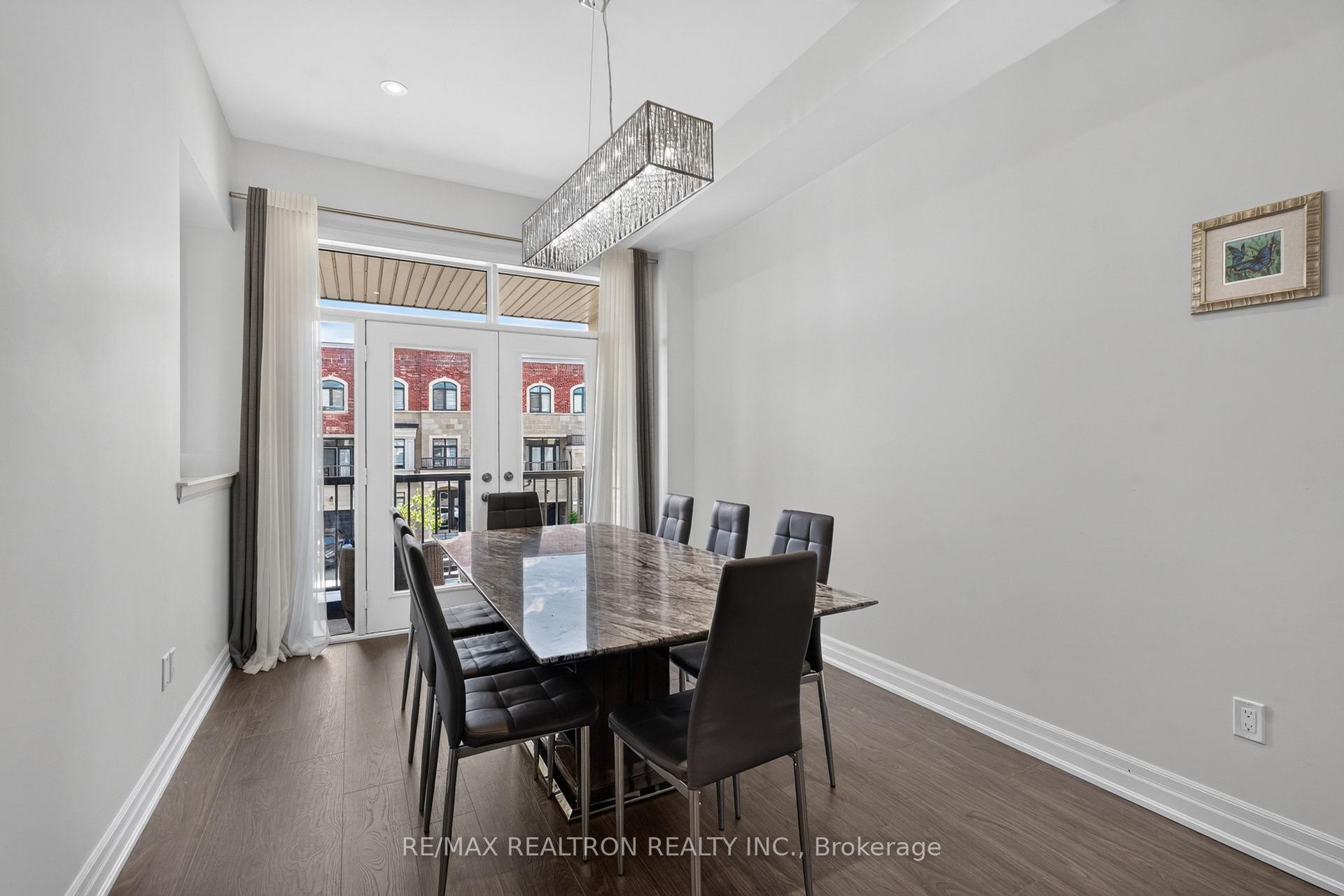 Photo 22 of 209 Arianna Crescent, Vaughan, Patterson — HOMEH
