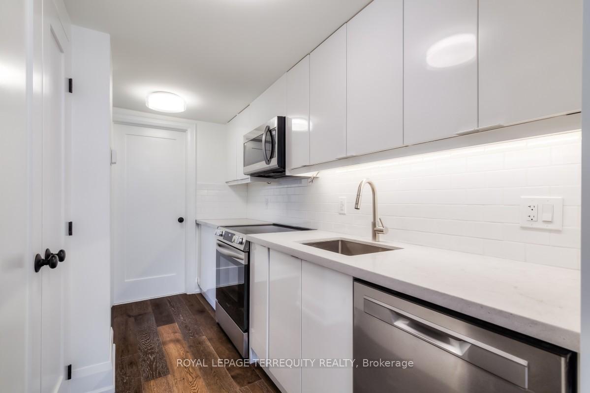 Photo 7 of Unit Lower, 674 Eglinton Avenue E, Toronto, Leaside — HOMEH