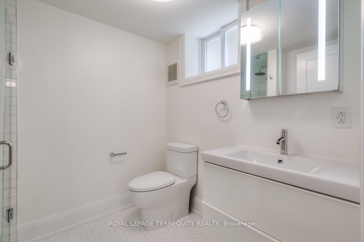 Photo 14 of Unit Lower, 674 Eglinton Avenue E, Toronto, Leaside — HOMEH