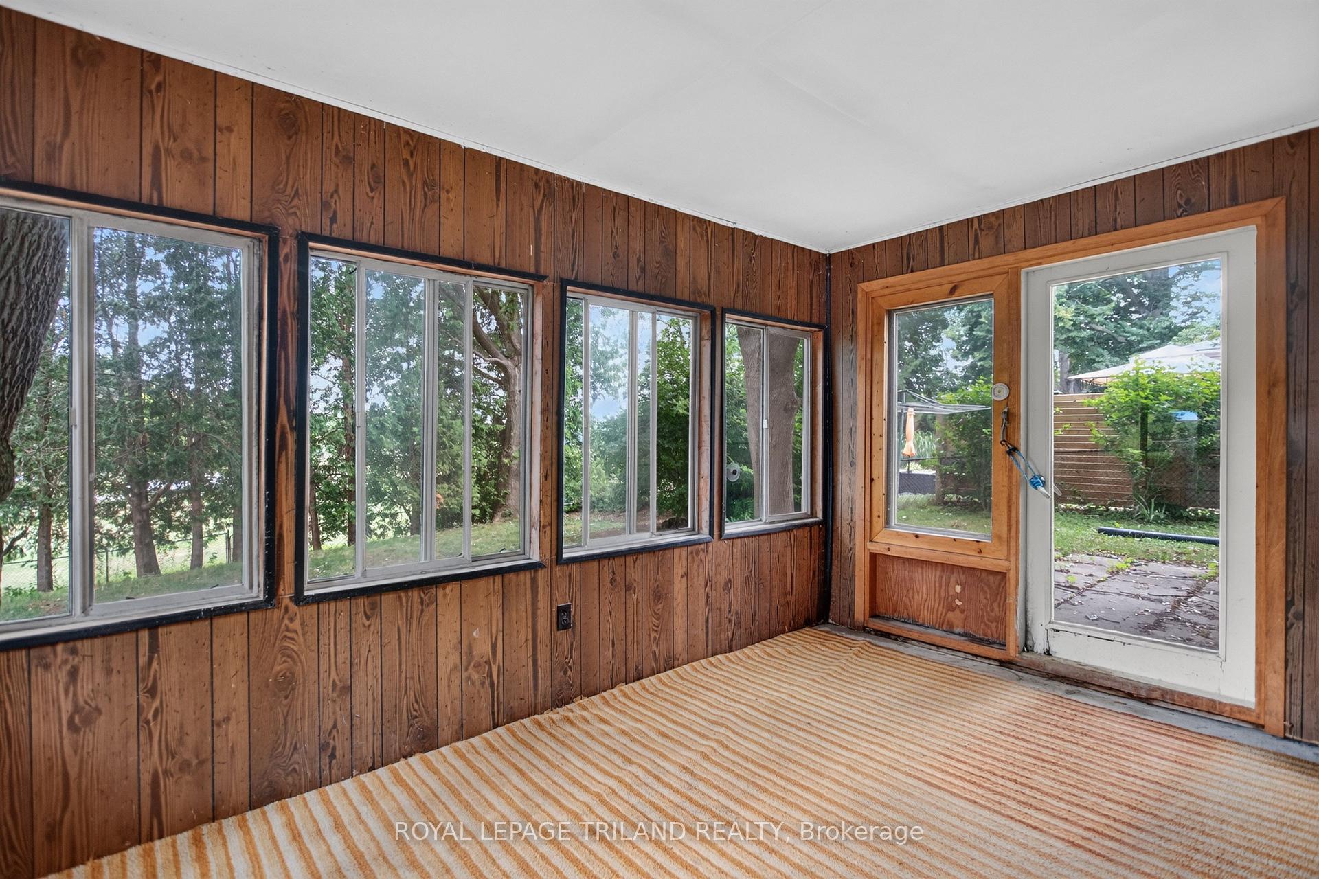 Photo 37 of 657 Viscount Road, London, South O — HOMEH