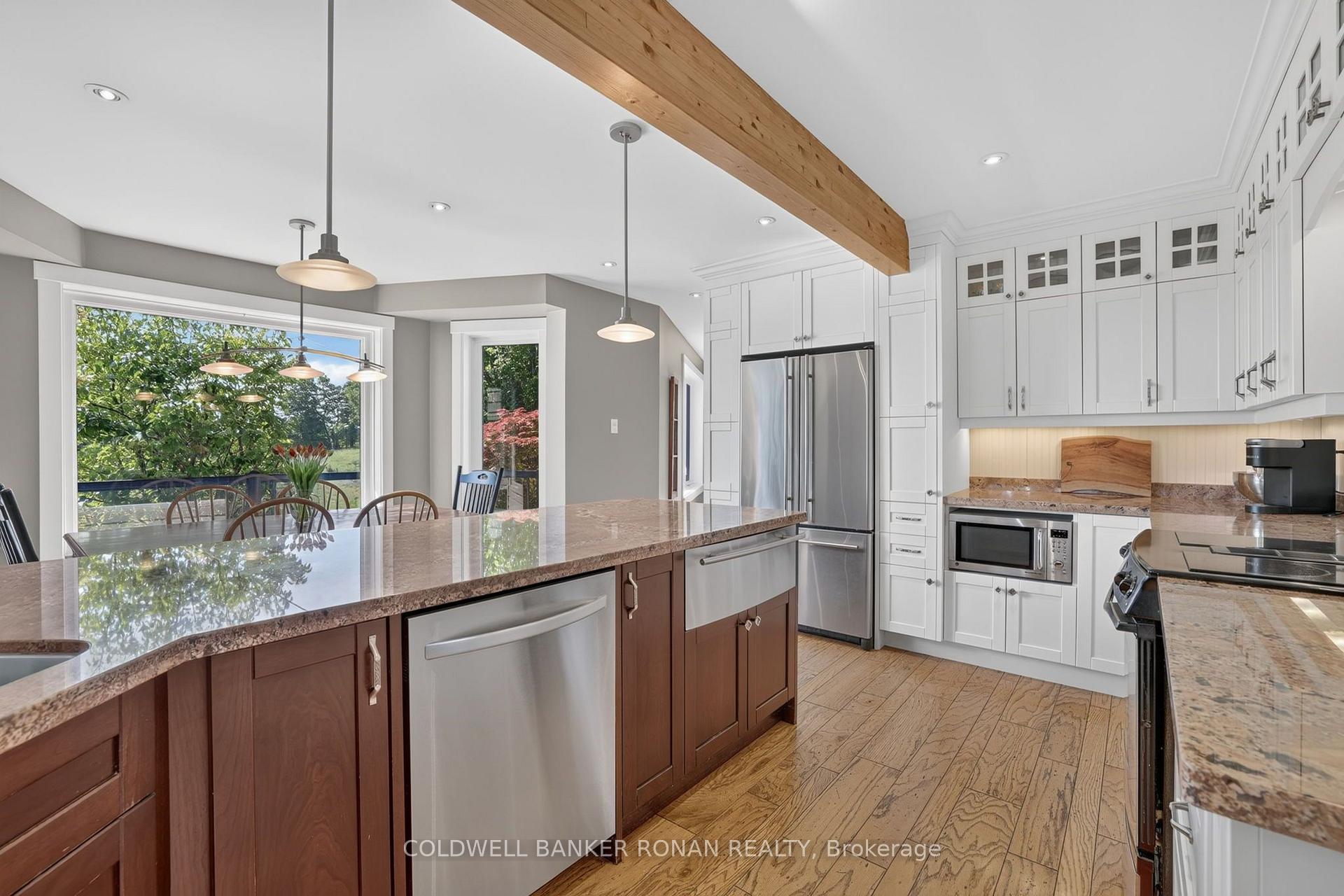 Photo 10 of 18250 Duffy's Lane, Caledon, Rural Caledon — HOMEH