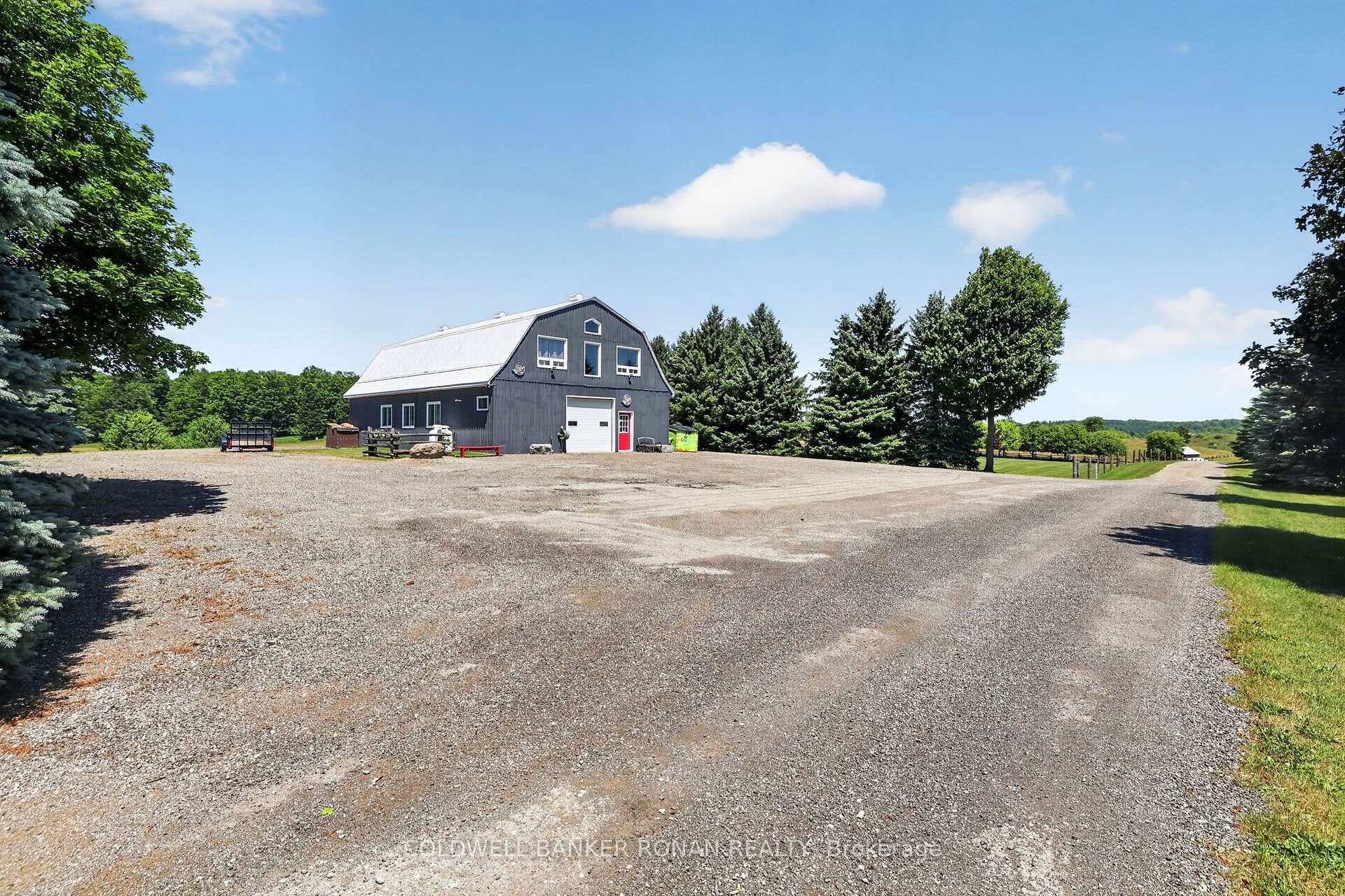 Photo 35 of 18250 Duffy's Lane, Caledon, Rural Caledon — HOMEH