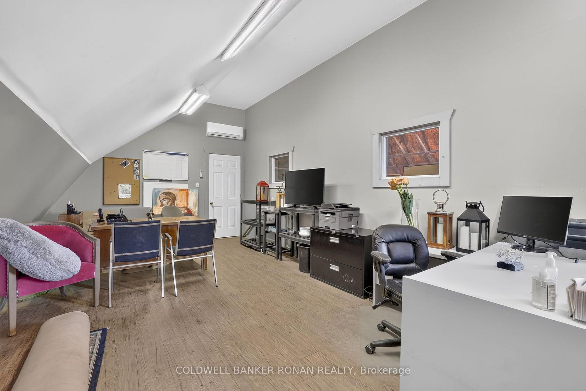 Photo 37 of 18250 Duffy's Lane, Caledon, Rural Caledon — HOMEH