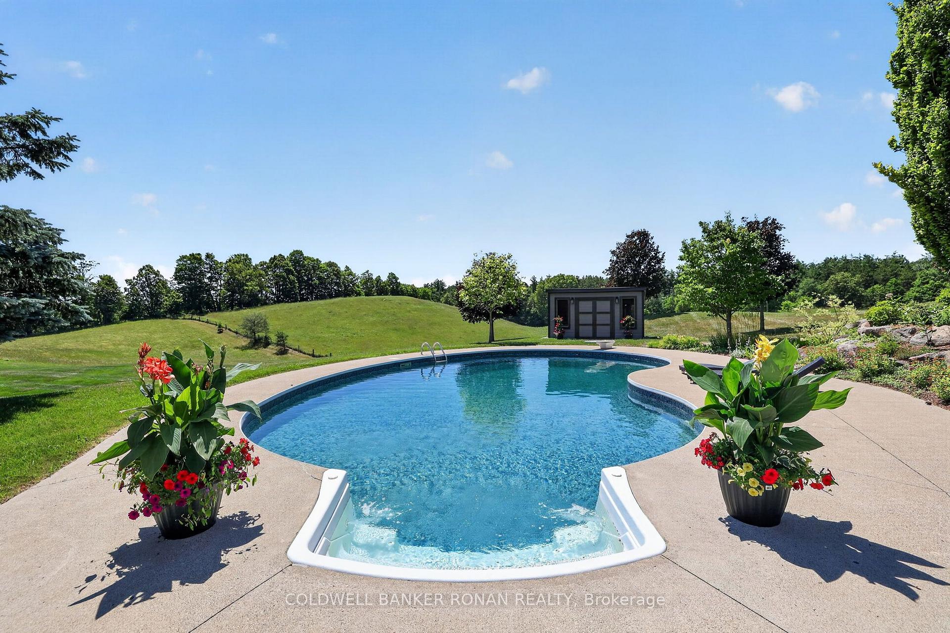 Photo 44 of 18250 Duffy's Lane, Caledon, Rural Caledon — HOMEH
