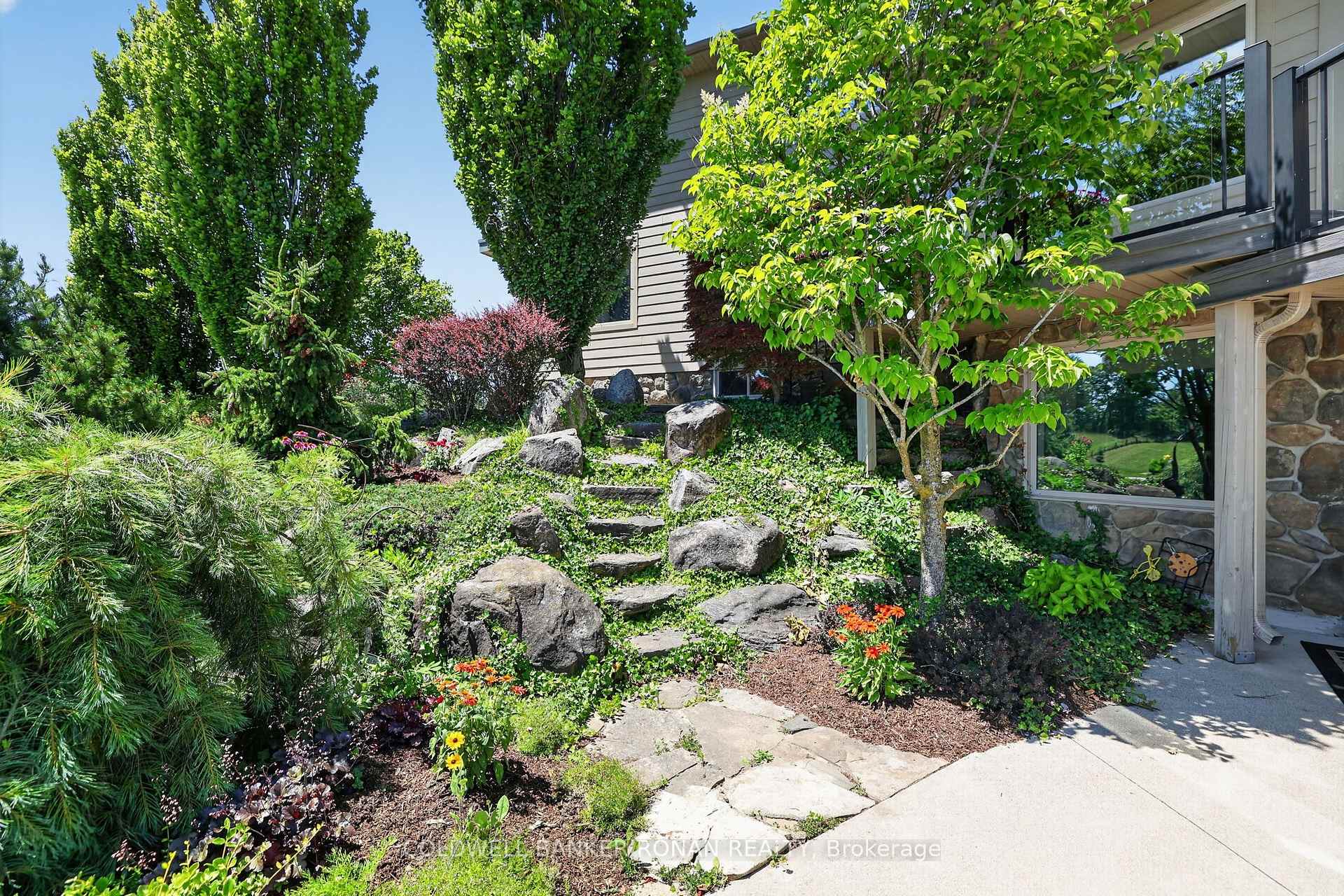Photo 46 of 18250 Duffy's Lane, Caledon, Rural Caledon — HOMEH