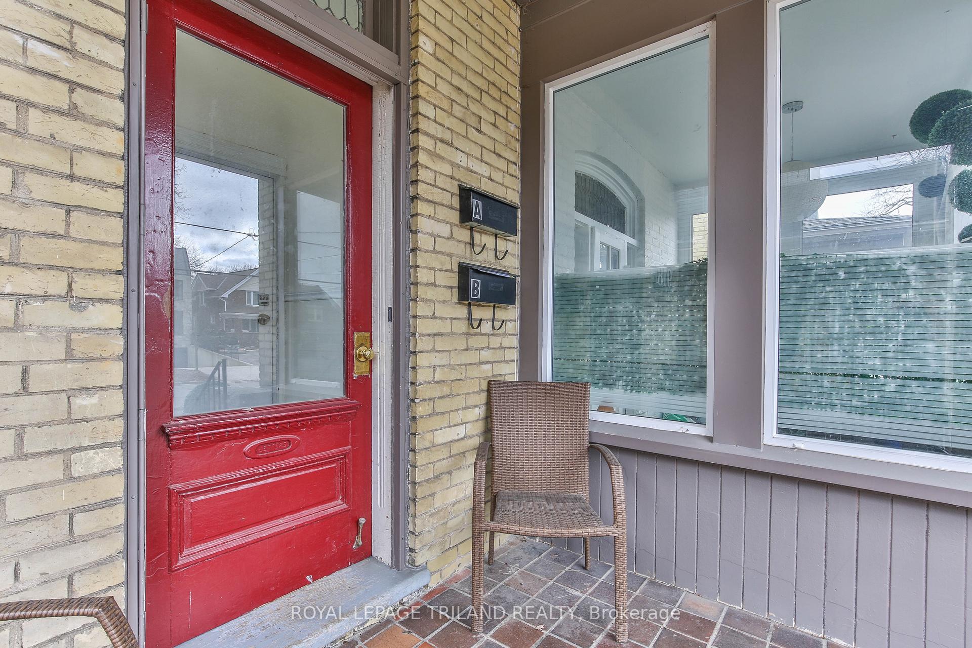 Photo 3 of Unit #Upper, 918 William Street, London, East B — HOMEH