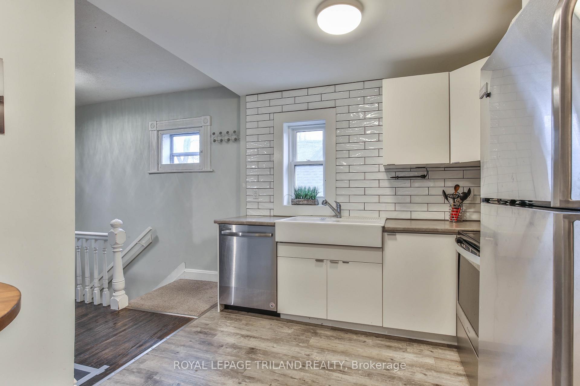 Photo 6 of Unit #Upper, 918 William Street, London, East B — HOMEH