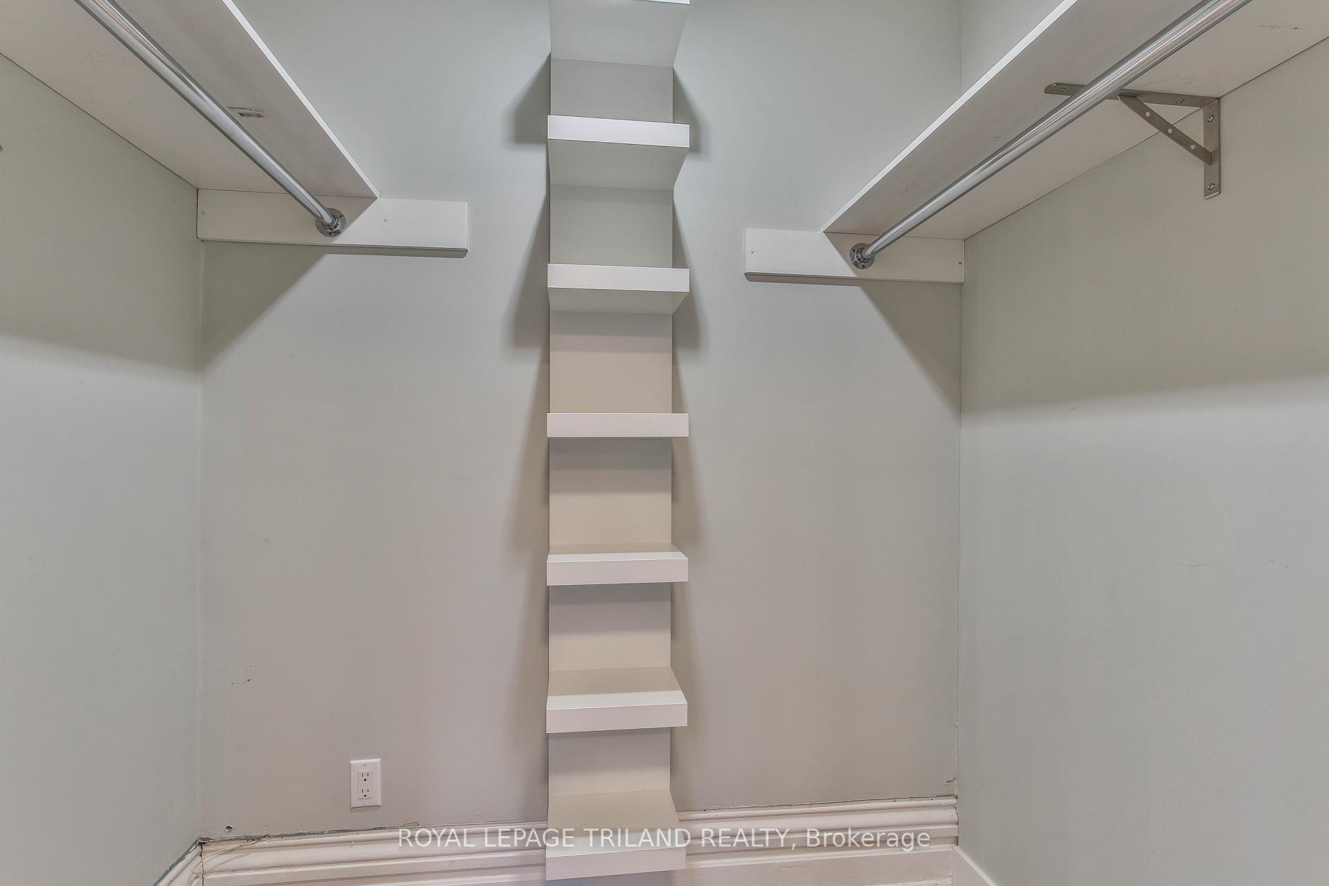 Photo 16 of Unit #Upper, 918 William Street, London, East B — HOMEH