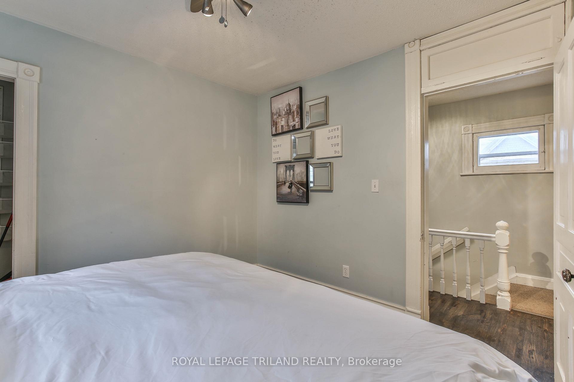 Photo 18 of Unit #Upper, 918 William Street, London, East B — HOMEH