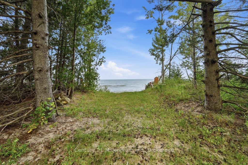 Photo 19 of 134 Bell Drive, Huron-Kinloss — HOMEH