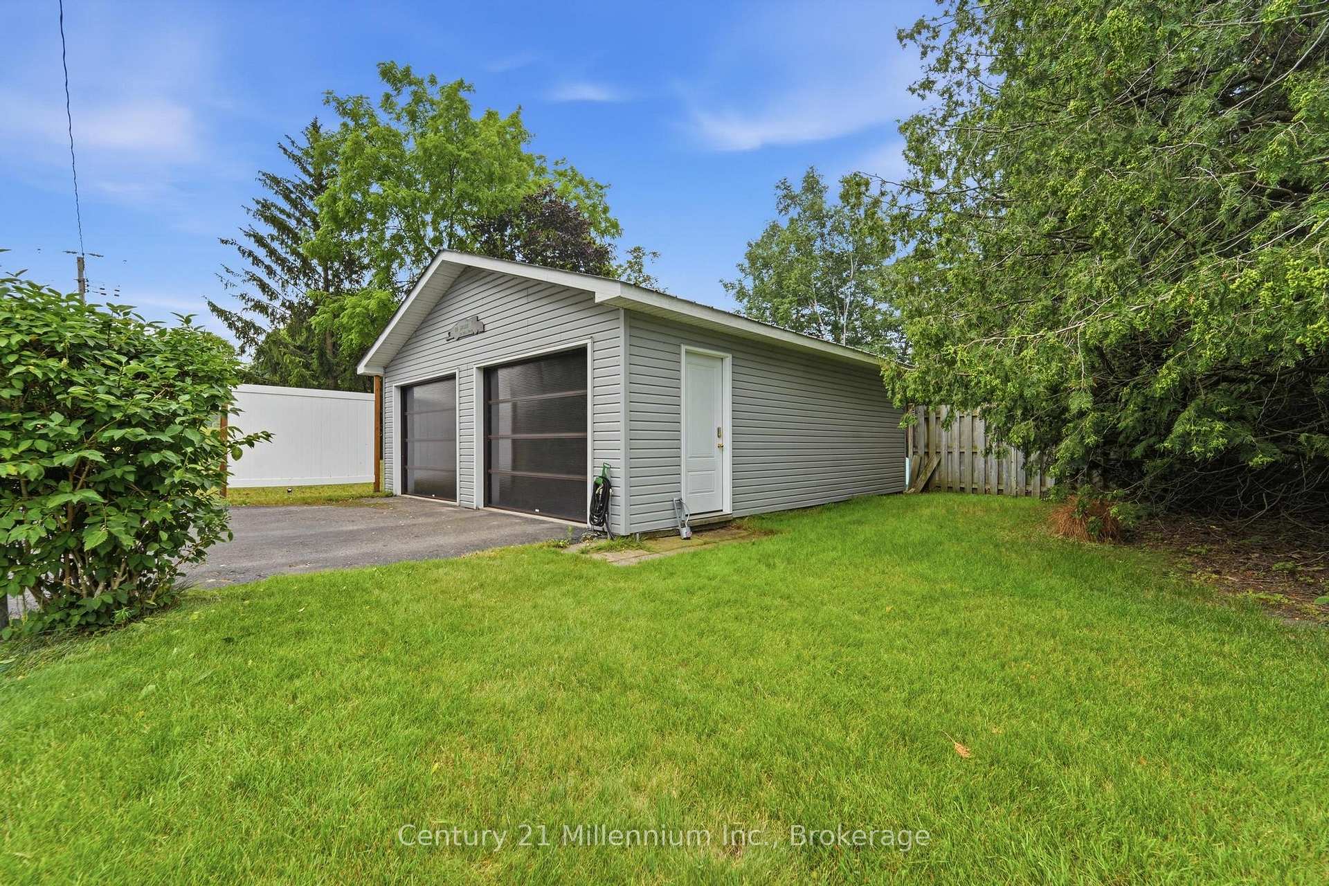 Photo 26 of 134 Bell Drive, Huron-Kinloss — HOMEH