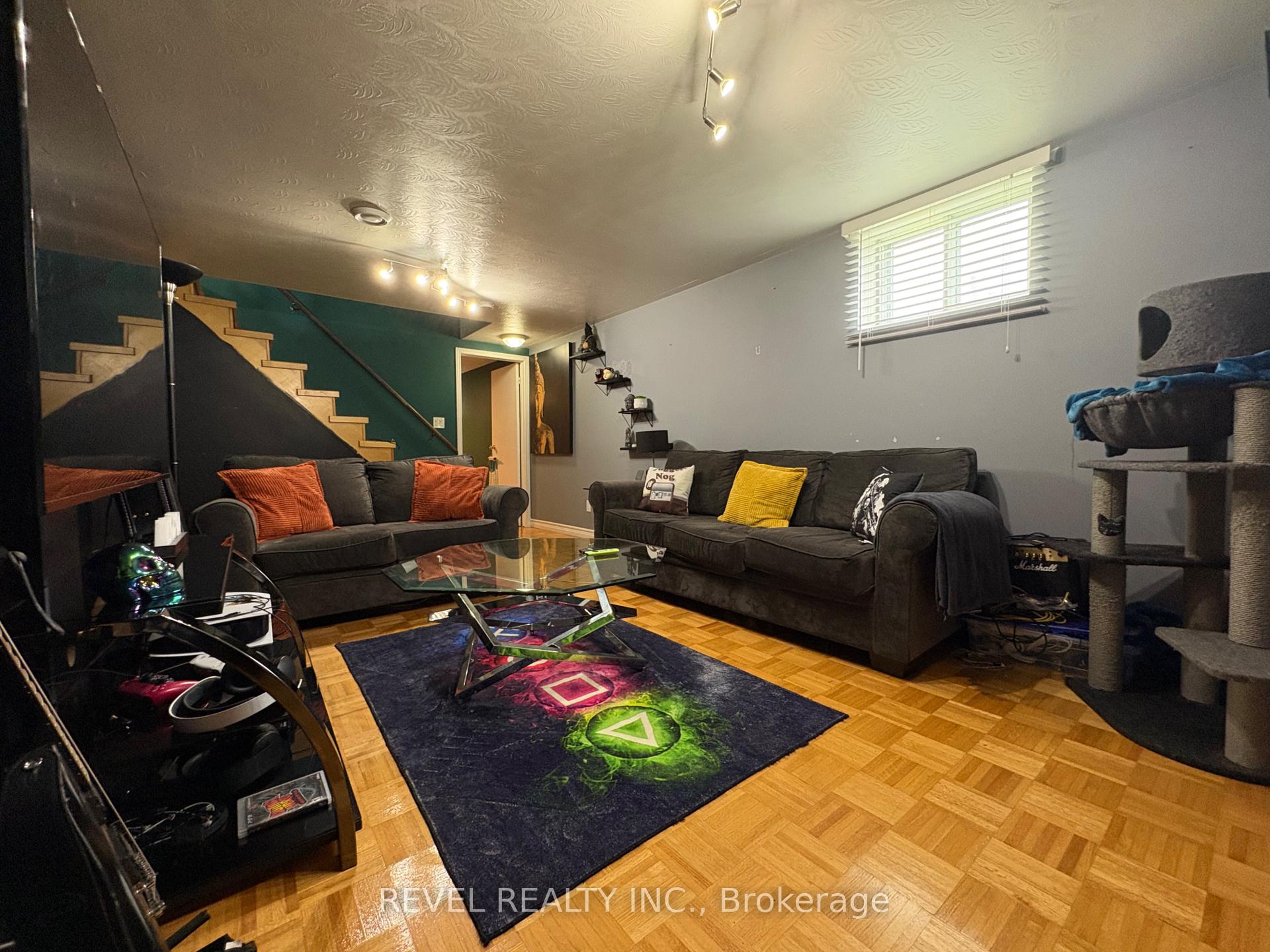 Photo 20 of 127 Genier Road, Cochrane — HOMEH