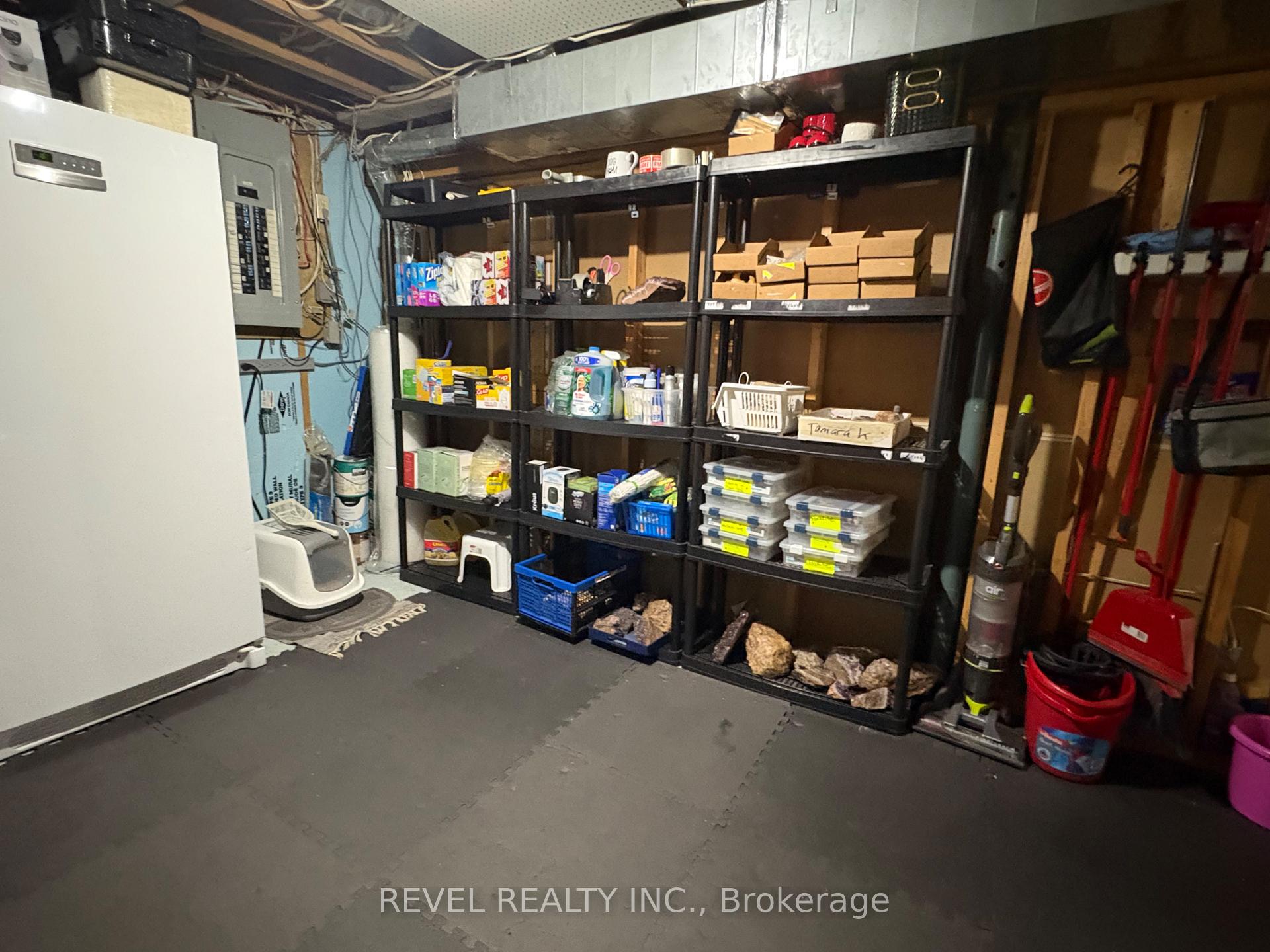 Photo 31 of 127 Genier Road, Cochrane — HOMEH
