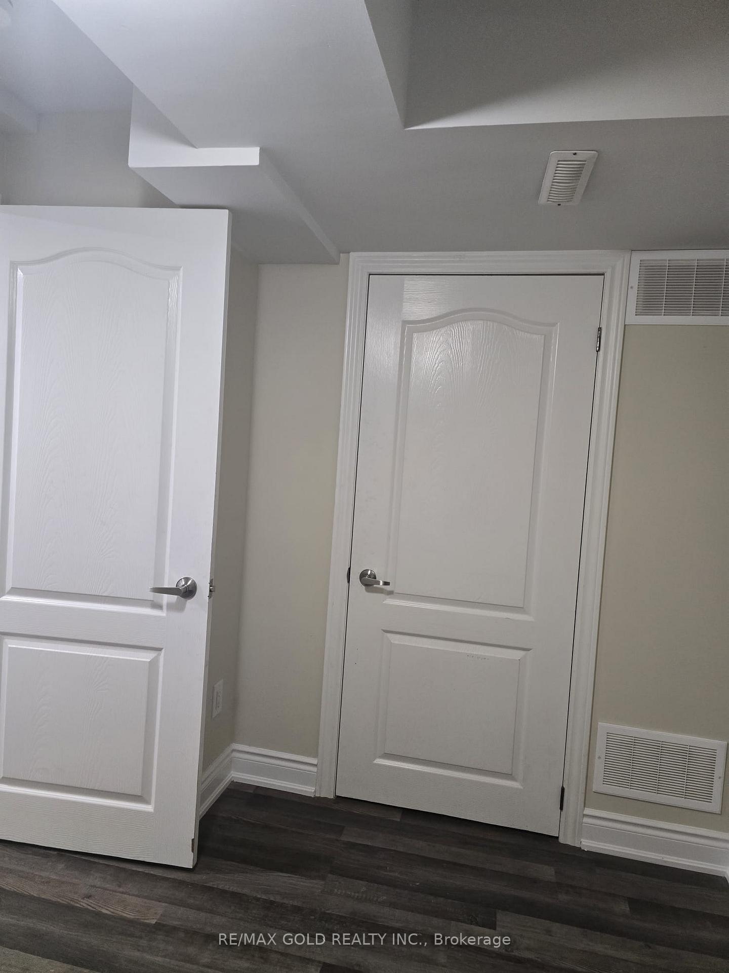 Photo 5 of Unit Bsmt, 35 Dolobram Trail, Brampton, Northwest Brampton — HOMEH