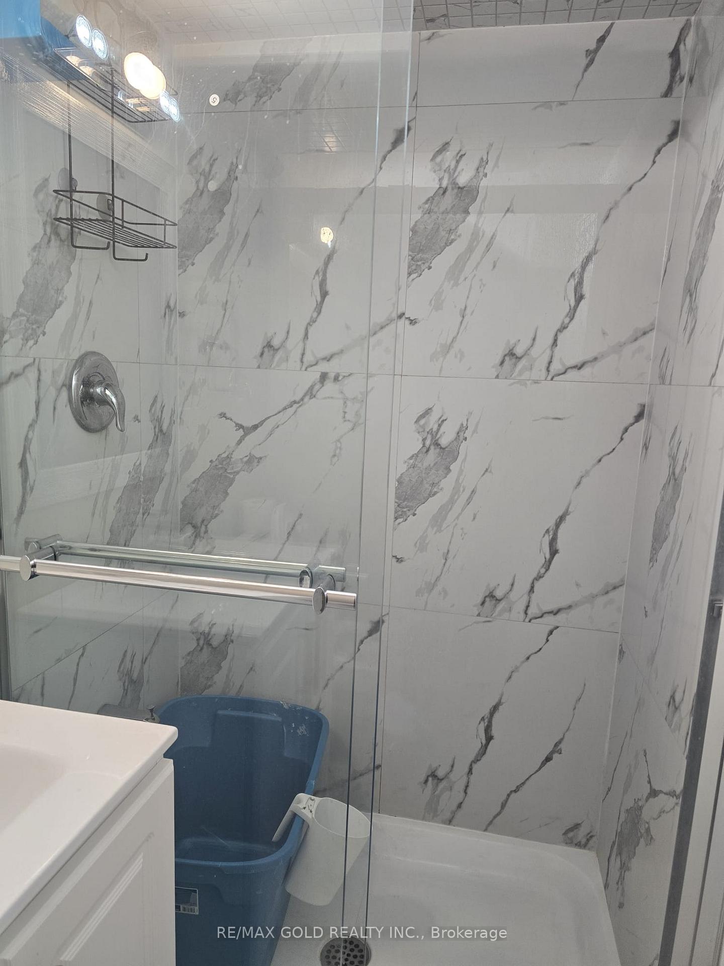 Photo 11 of Unit Bsmt, 35 Dolobram Trail, Brampton, Northwest Brampton — HOMEH