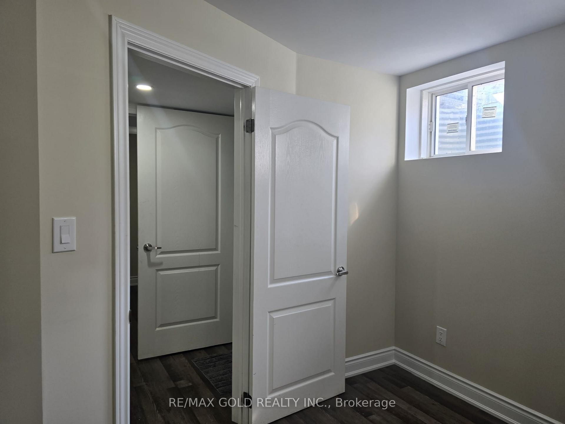 Photo 14 of Unit Bsmt, 35 Dolobram Trail, Brampton, Northwest Brampton — HOMEH