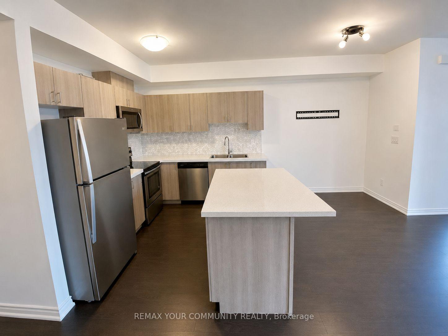 Photo 1 of 196 Pine Grove Road W, Vaughan, West Woodbridge — HOMEH
