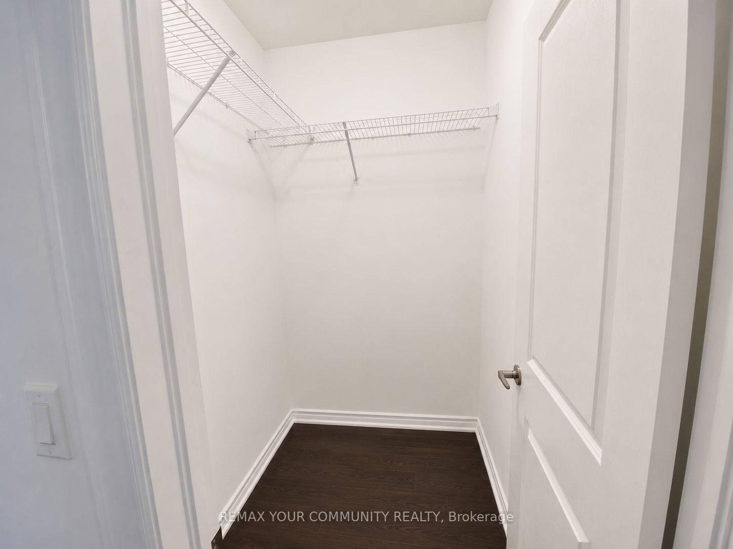 Photo 3 of 196 Pine Grove Road W, Vaughan, West Woodbridge — HOMEH
