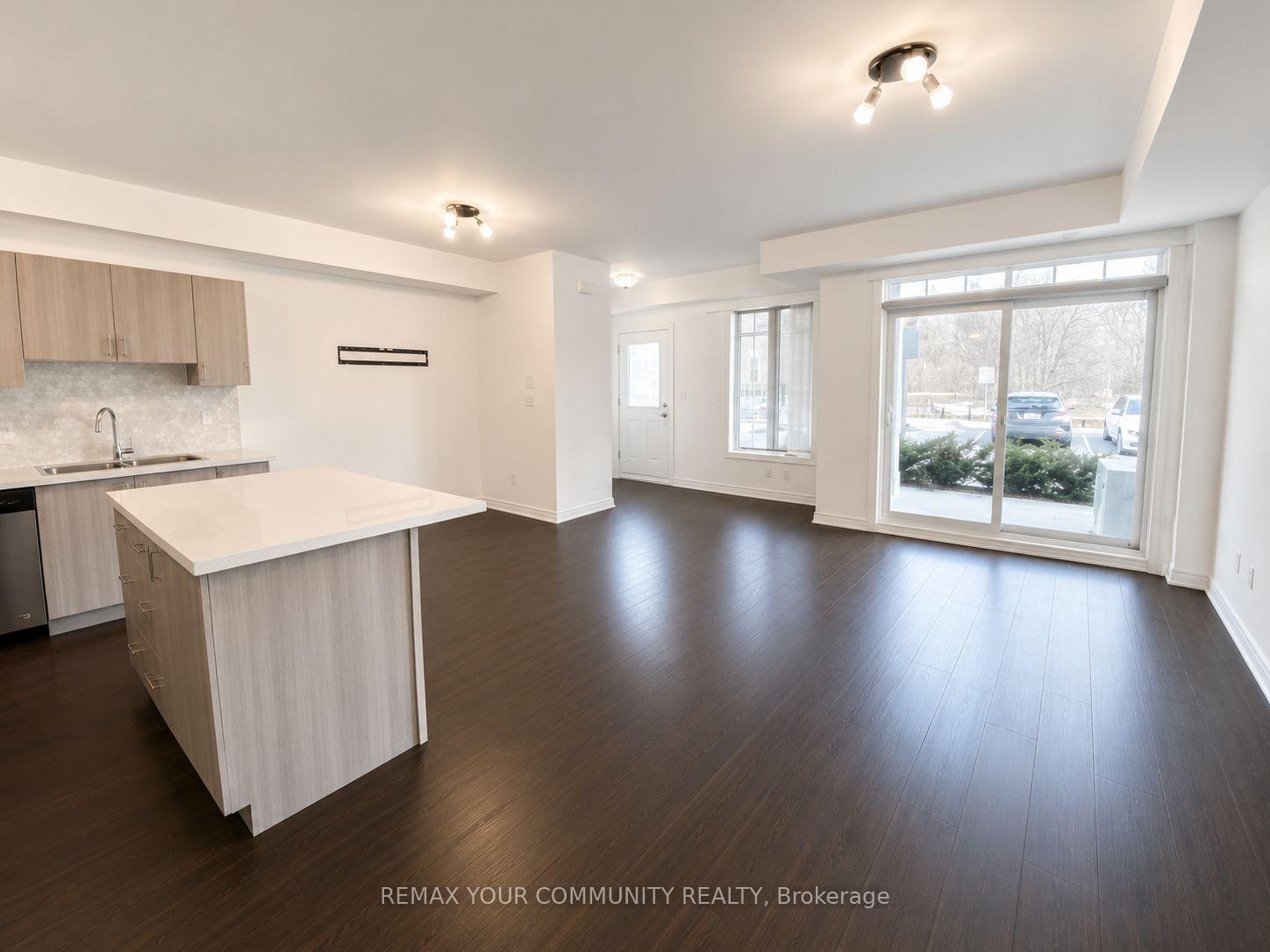 Photo 6 of 196 Pine Grove Road W, Vaughan, West Woodbridge — HOMEH
