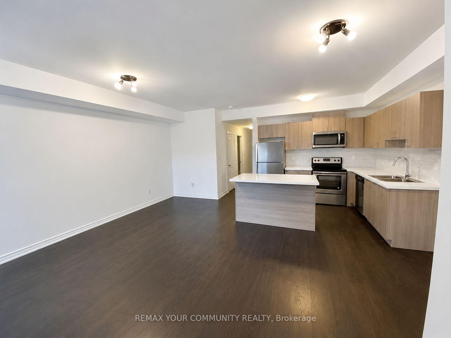 Photo 7 of 196 Pine Grove Road W, Vaughan, West Woodbridge — HOMEH