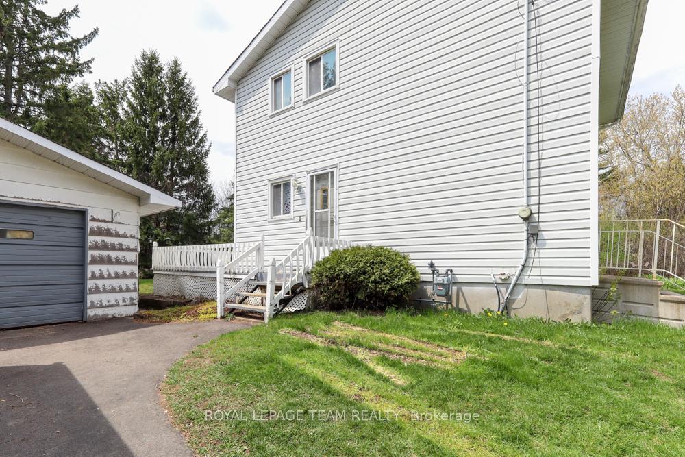 Photo 6 of 1454 Stagecoach Road, Ottawa, Greely — HOMEH