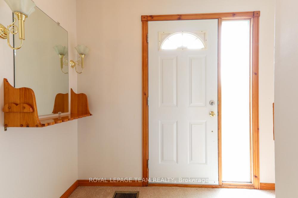 Photo 9 of 1454 Stagecoach Road, Ottawa, Greely — HOMEH
