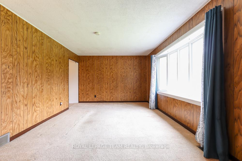 Photo 12 of 1454 Stagecoach Road, Ottawa, Greely — HOMEH