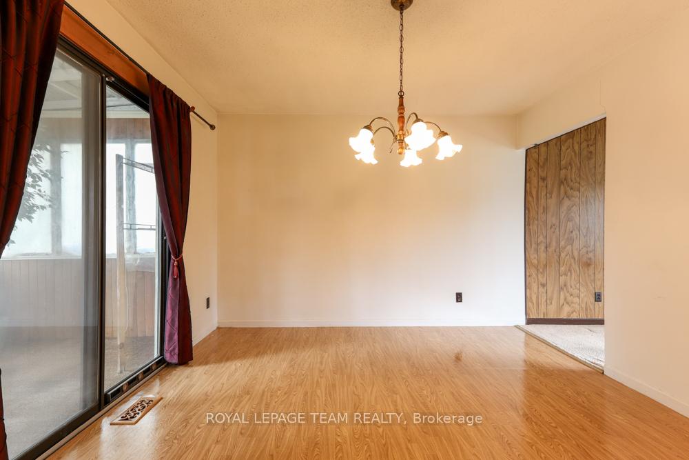 Photo 16 of 1454 Stagecoach Road, Ottawa, Greely — HOMEH