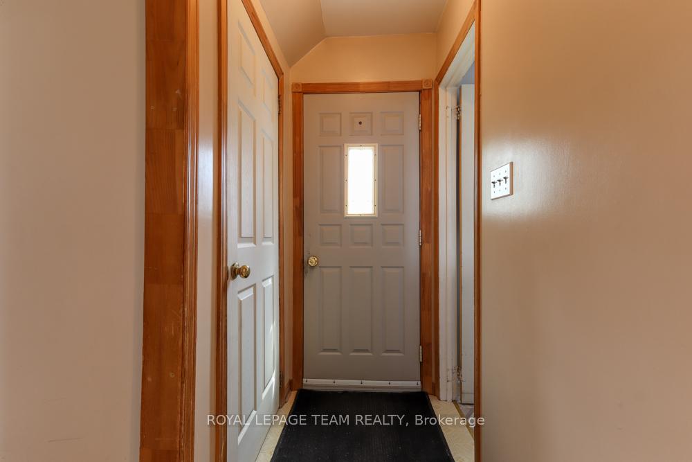 Photo 24 of 1454 Stagecoach Road, Ottawa, Greely — HOMEH