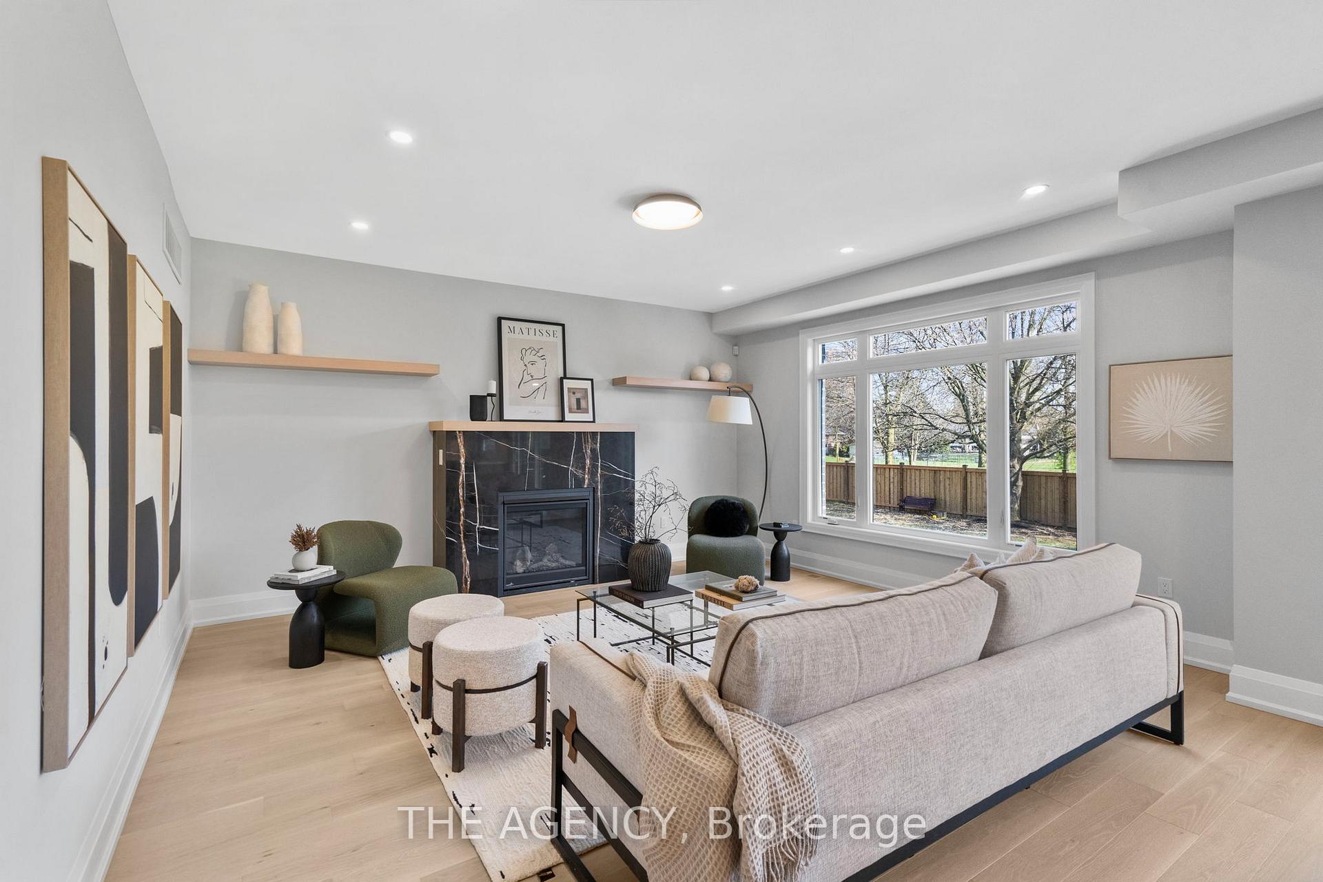Photo 3 of 41 St Andrews Boulevard, Etobicoke, Kingsview Village-The Westway — HOMEH