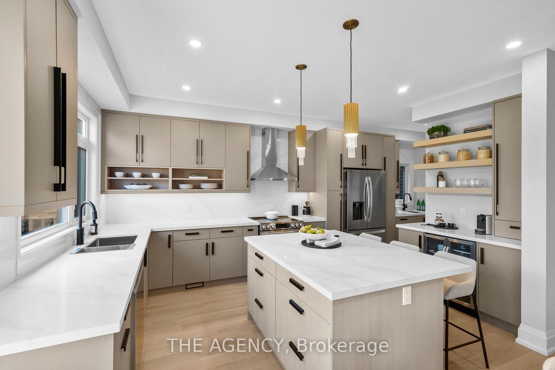 Photo 13 of 41 St Andrews Boulevard, Etobicoke, Kingsview Village-The Westway — HOMEH