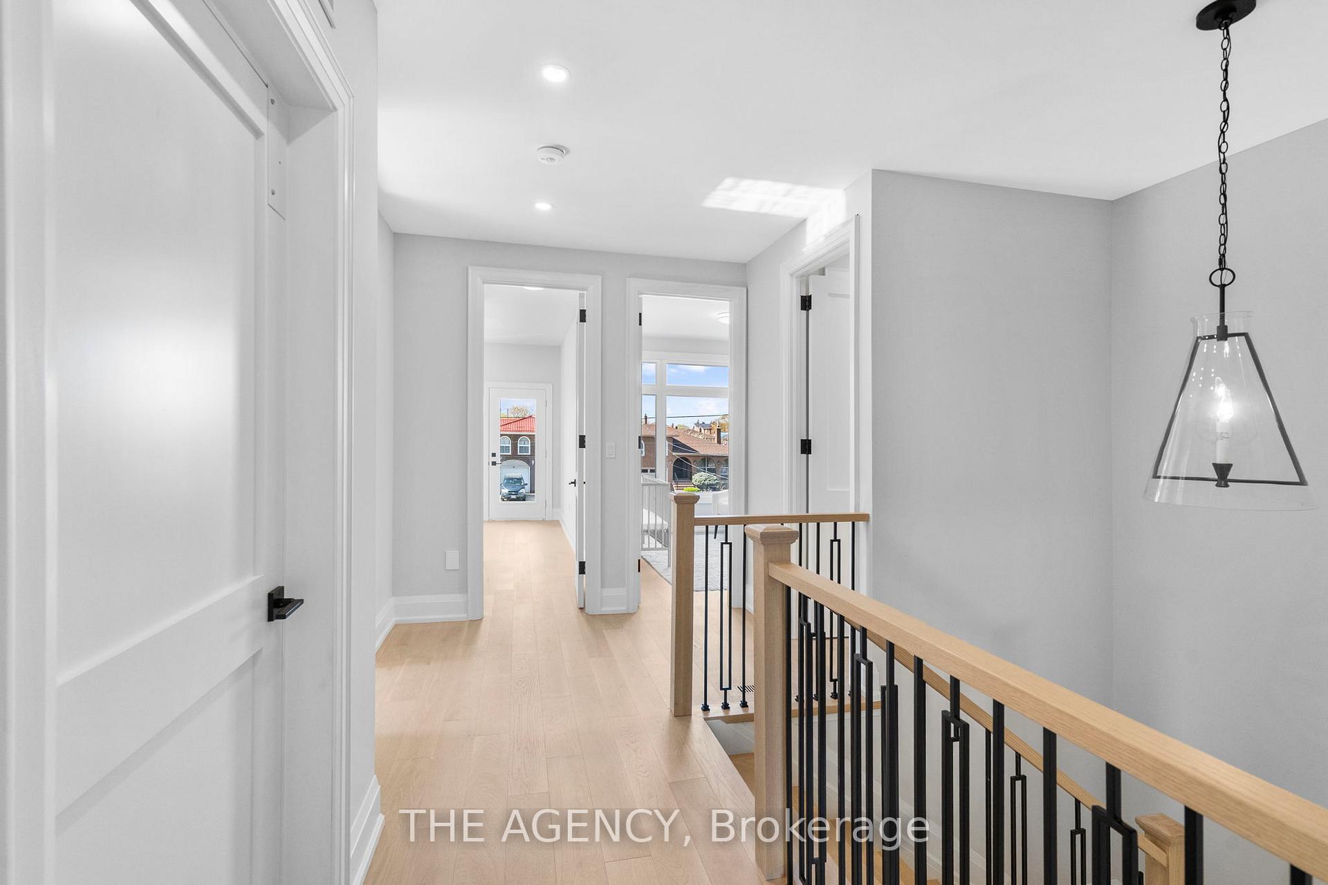 Photo 23 of 41 St Andrews Boulevard, Etobicoke, Kingsview Village-The Westway — HOMEH