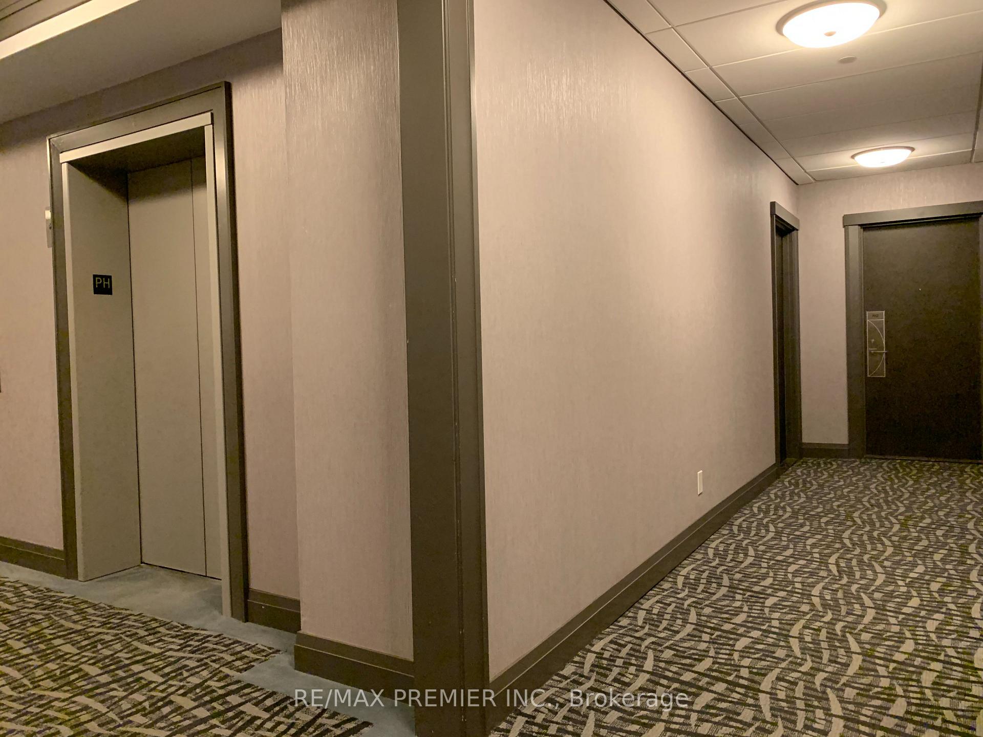 Photo 10 of Unit PHO2, 3600 Highway 7, Vaughan, Vaughan Corporate Centre — HOMEH