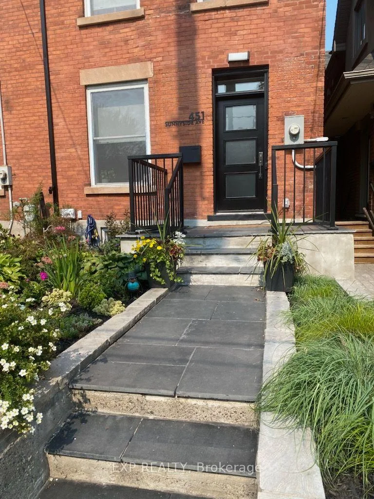 Photo 3 of 451 Sunnyside Avenue, Ottawa, Old Ottawa South — HOMEH