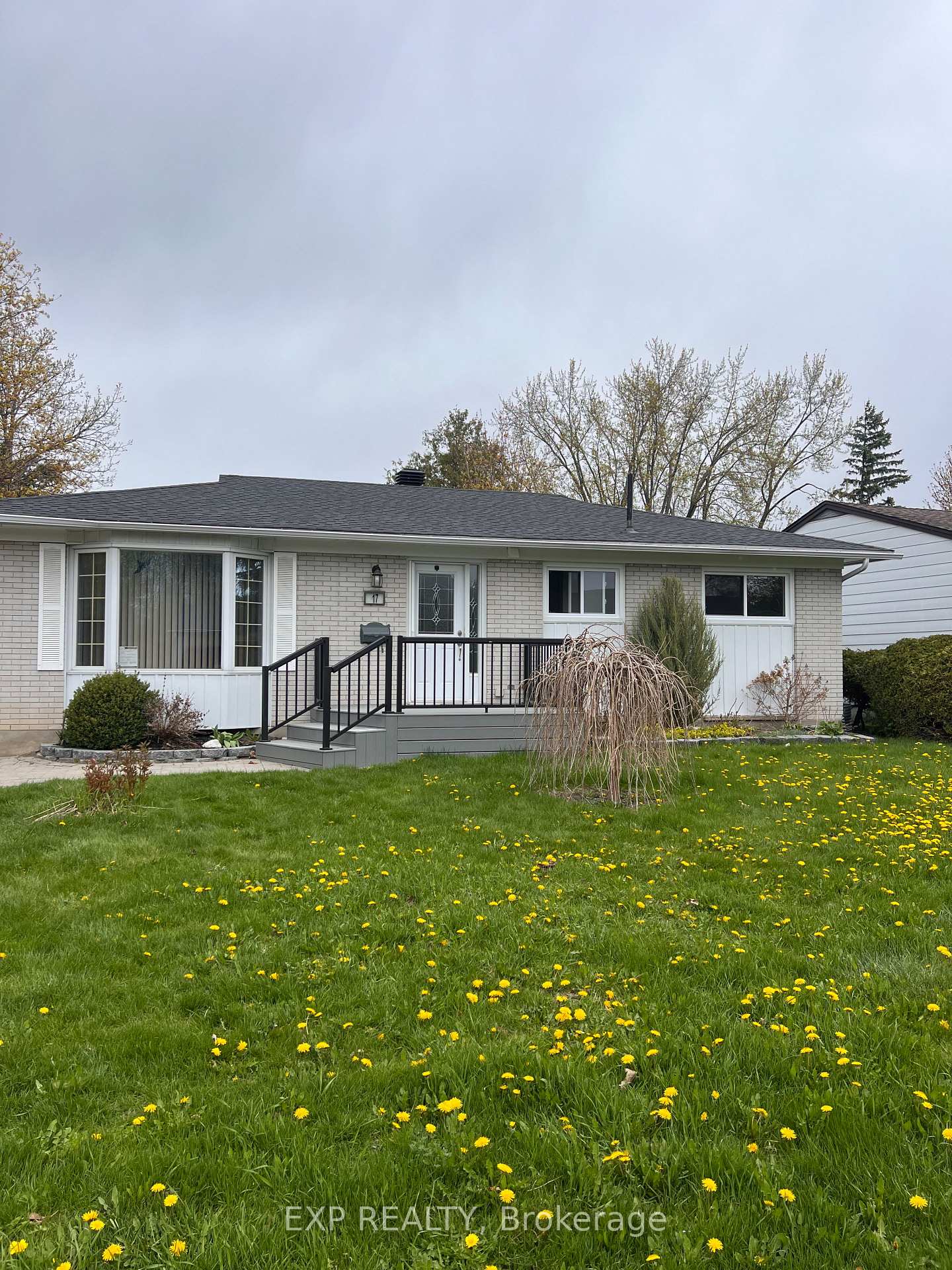 Photo 1 of Unit 1, 17 Canfield Road, Ottawa, Bayshore — HOMEH