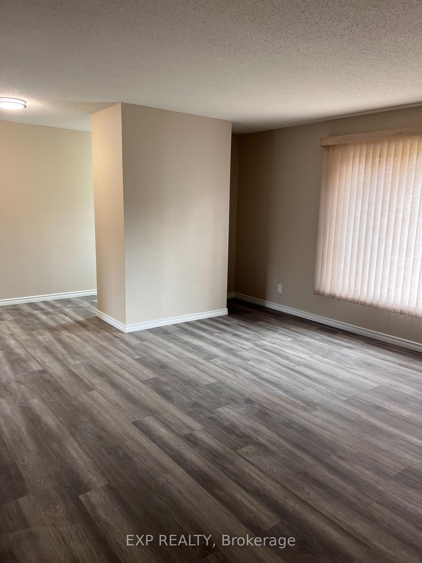 Photo 8 of Unit 1, 17 Canfield Road, Ottawa, Bayshore — HOMEH