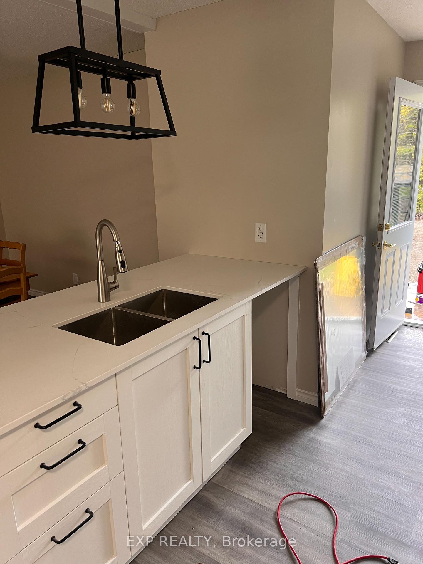 Photo 13 of Unit 1, 17 Canfield Road, Ottawa, Bayshore — HOMEH