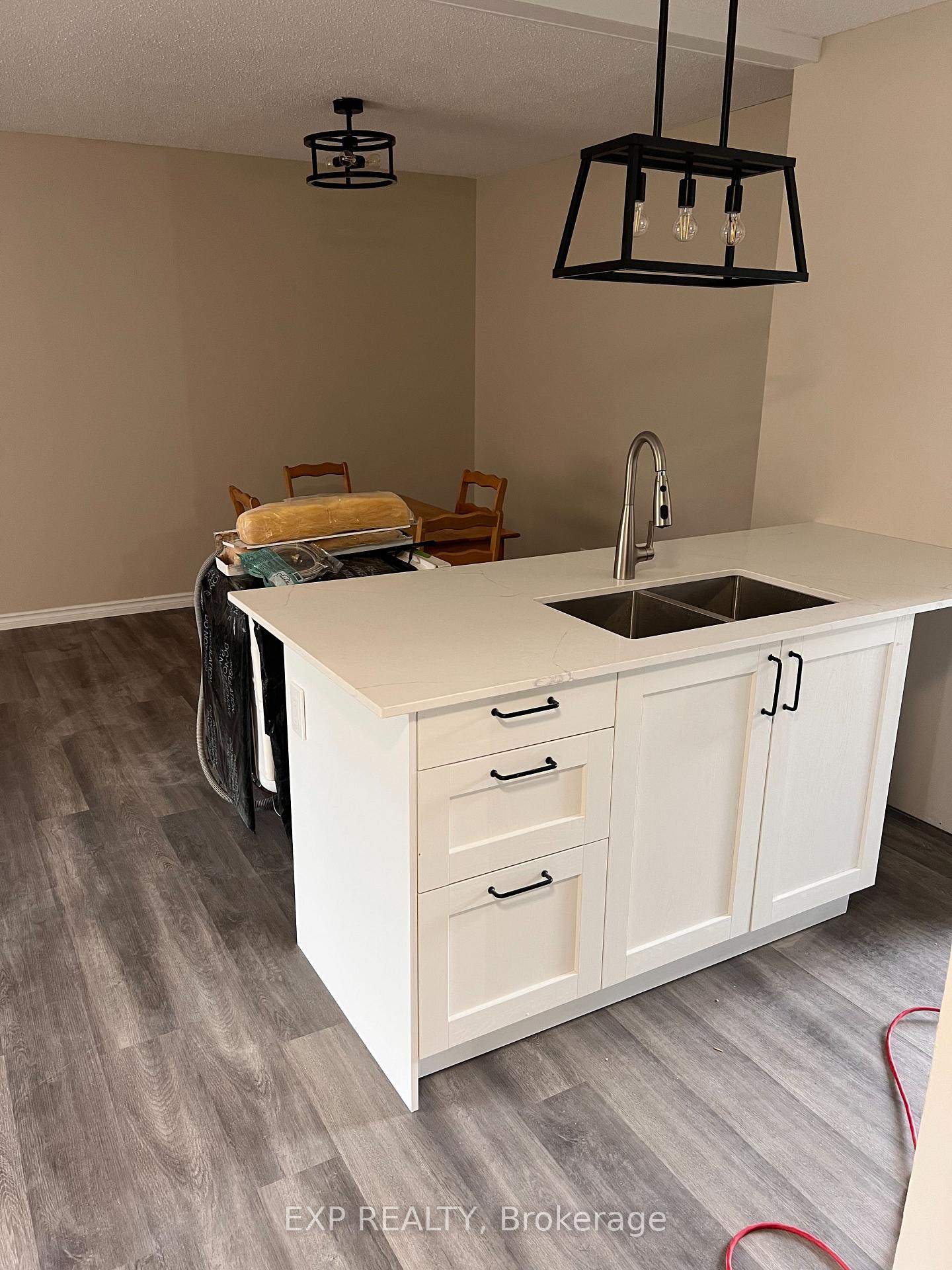 Photo 14 of Unit 1, 17 Canfield Road, Ottawa, Bayshore — HOMEH
