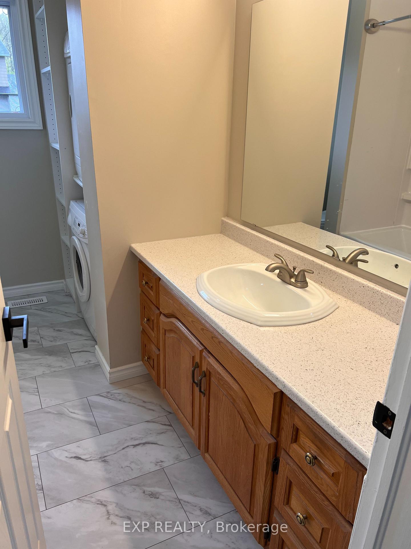 Photo 19 of Unit 1, 17 Canfield Road, Ottawa, Bayshore — HOMEH