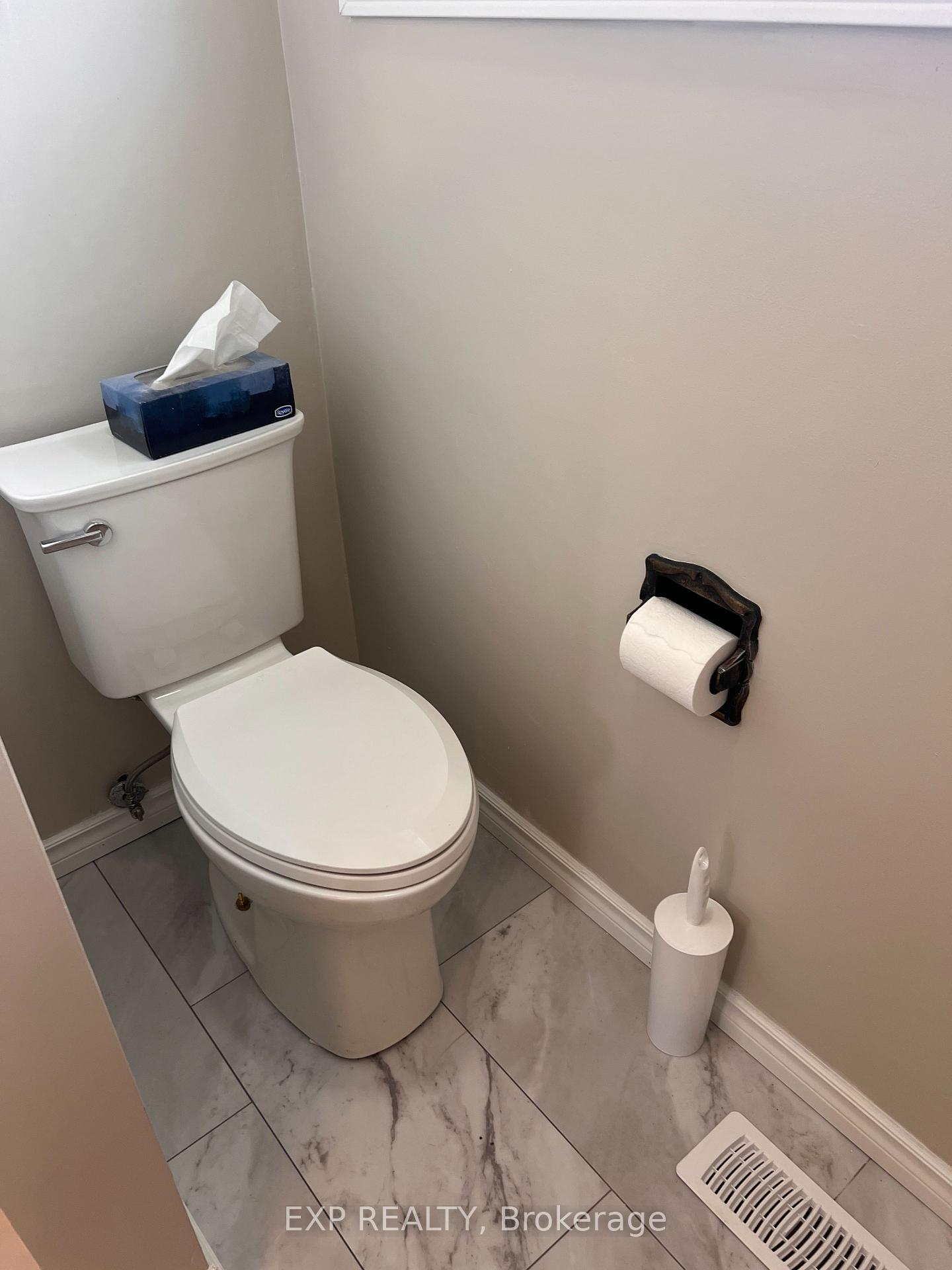 Photo 22 of Unit 1, 17 Canfield Road, Ottawa, Bayshore — HOMEH