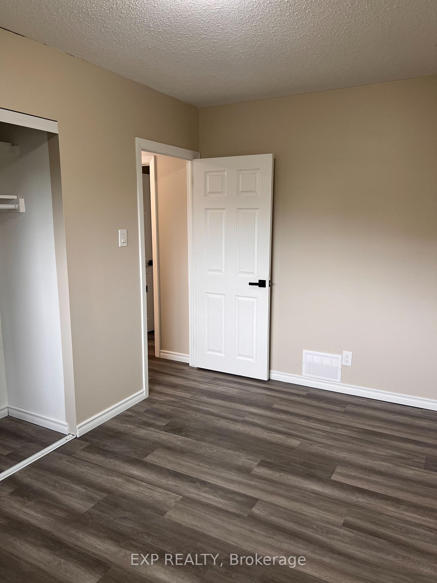 Photo 25 of Unit 1, 17 Canfield Road, Ottawa, Bayshore — HOMEH
