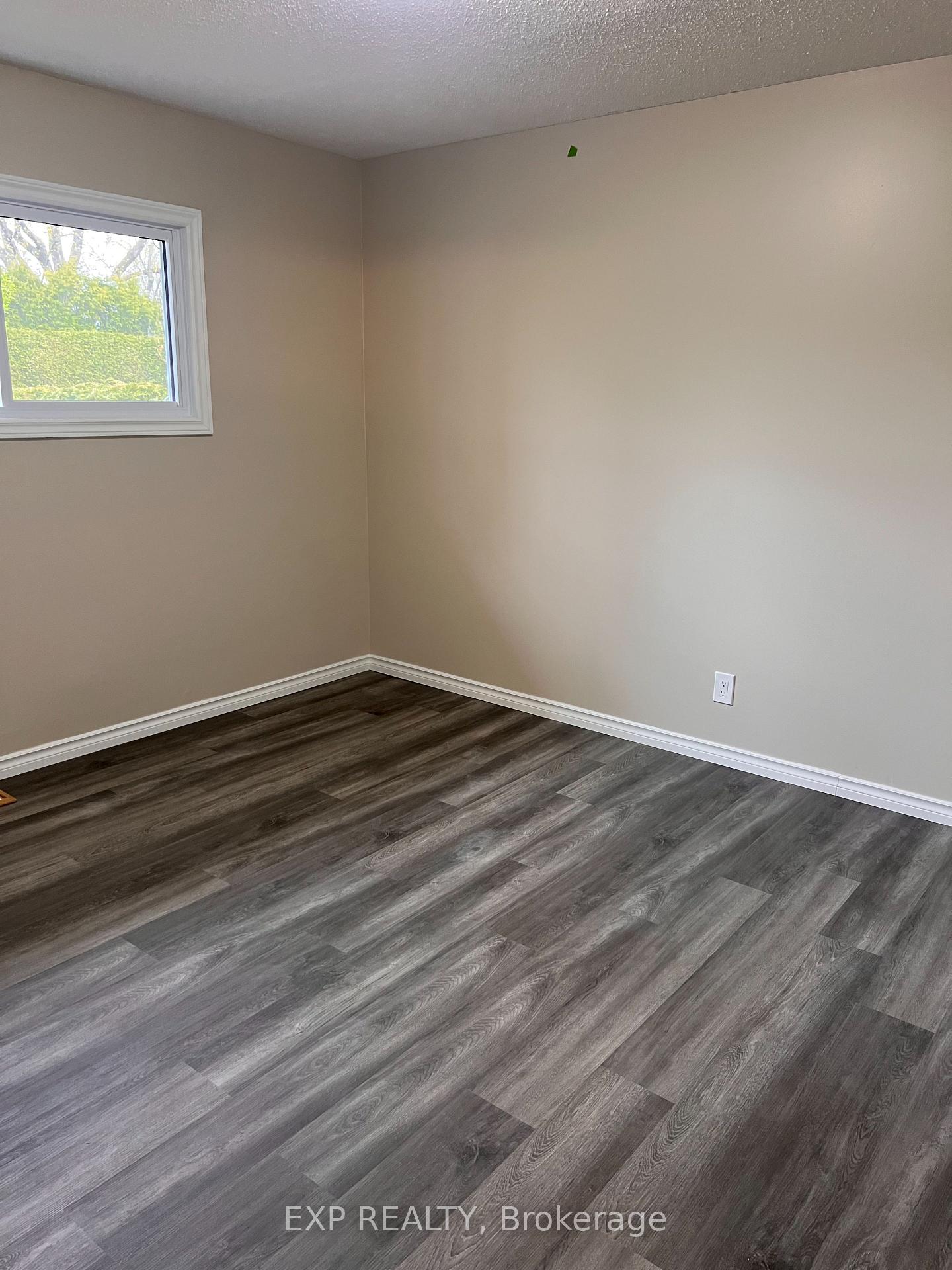 Photo 26 of Unit 1, 17 Canfield Road, Ottawa, Bayshore — HOMEH